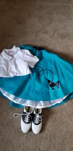 Poodle shirt costume