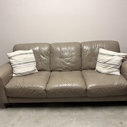 Macy’s Home Furniture Leather Couch 