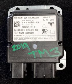 Tesla Model 3 Restraint Control Module 1095757-00