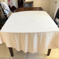 Cream Round Polyester Table Cloth