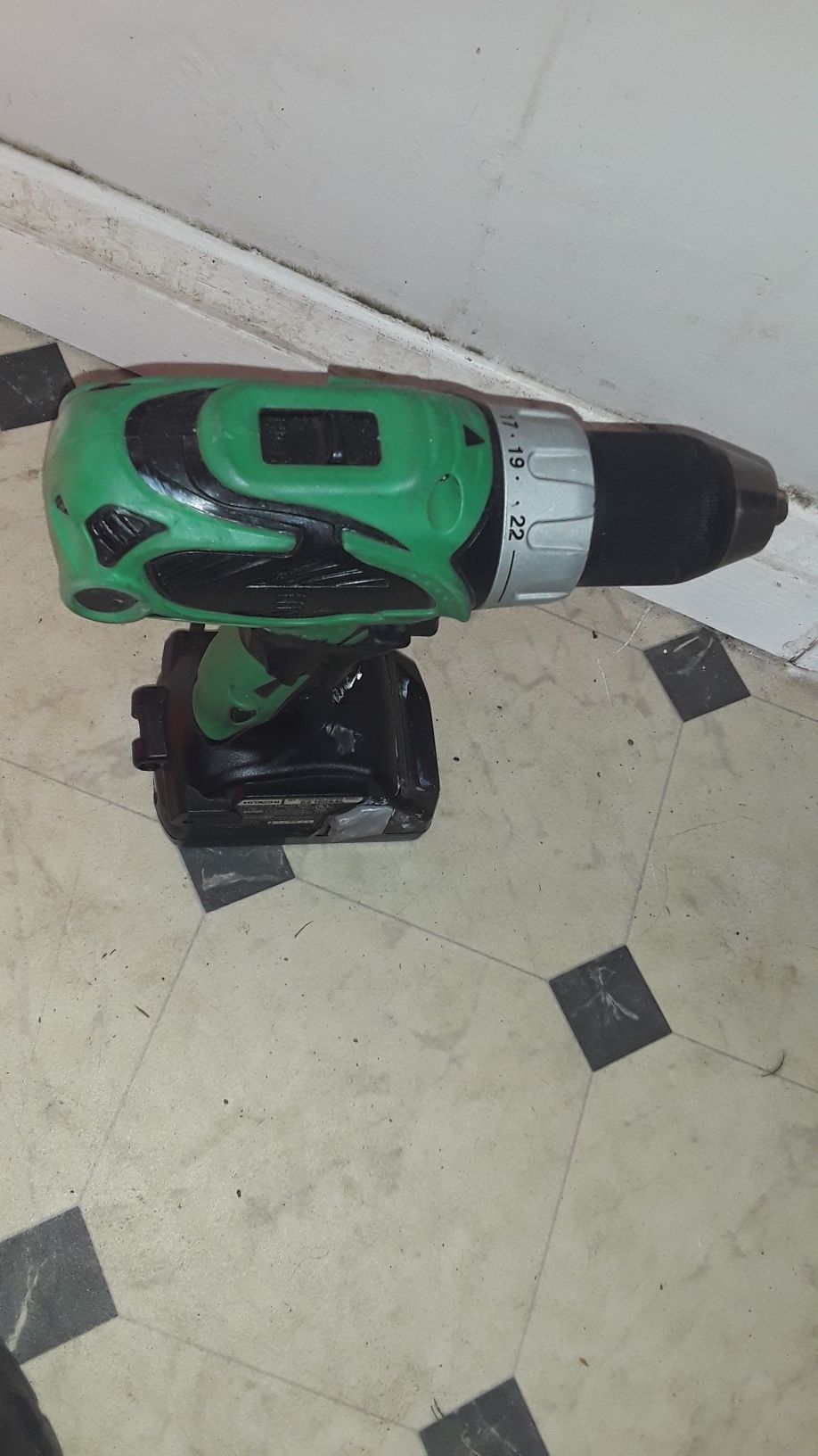 Hitachi 18v drill