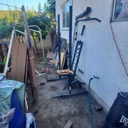 Half Rack With Lat Pulldown 