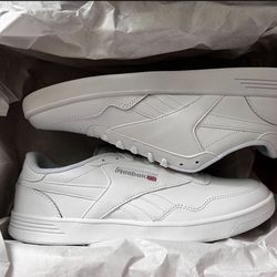 New Men’s  Reebok Club Wide Shoes