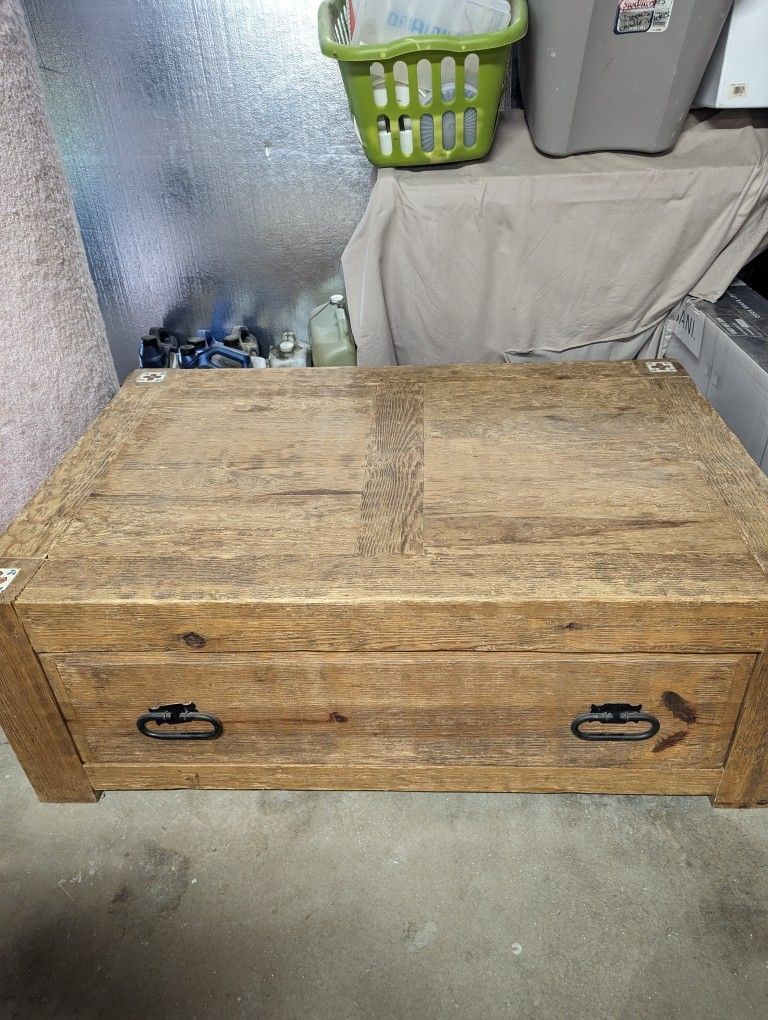 Rustic Mexican Style Coffee Table W/Drawer