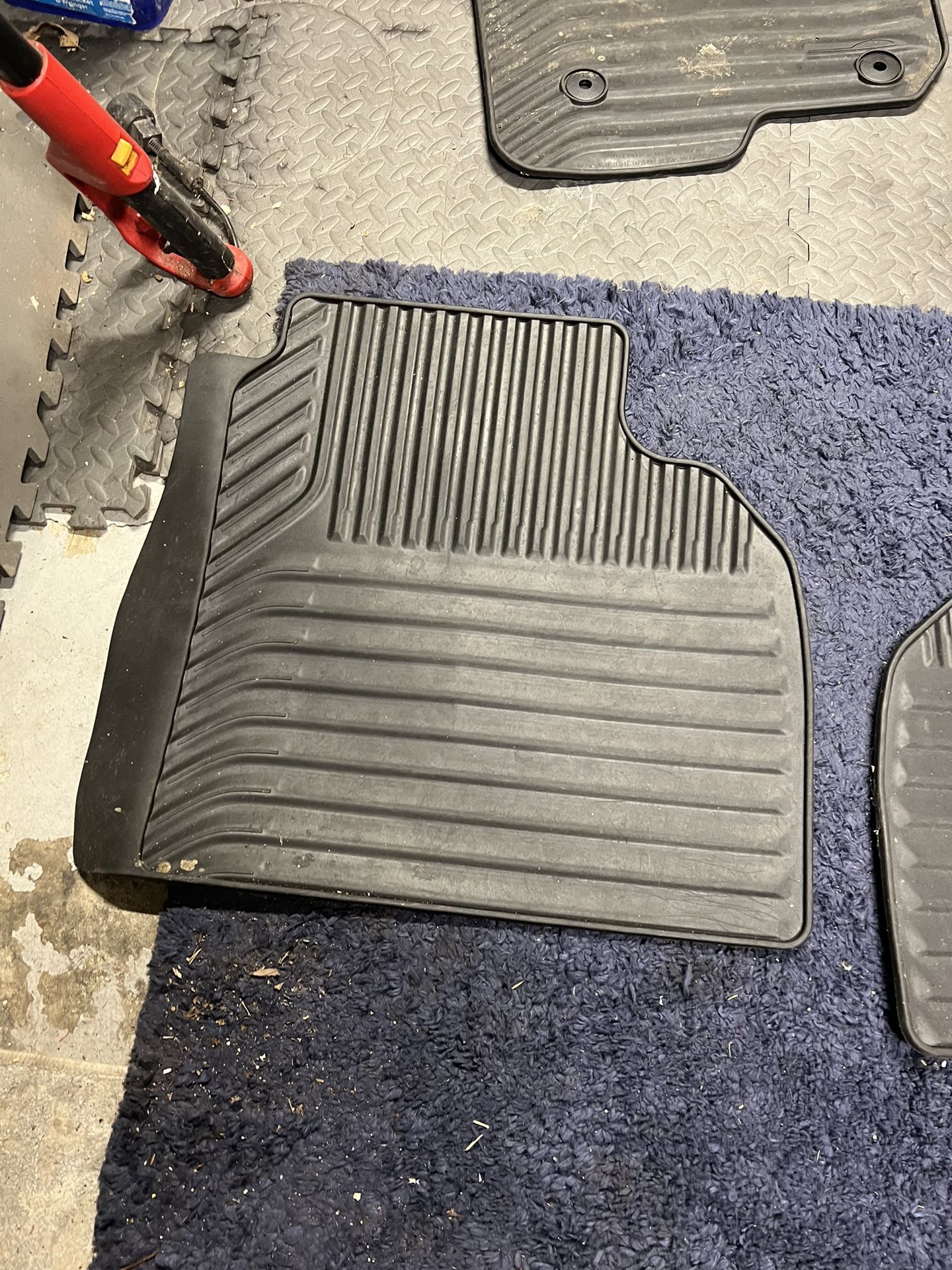 2019 -24 Gmc, 1500 Chevy stock weather mats 