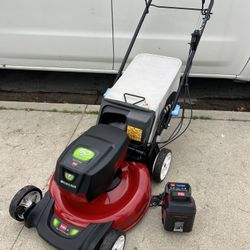 Toro Recycler 21 in. 60 V Battery Self-Propelled Lawn Mower Kit (Battery & Charger In Good Working Order 
