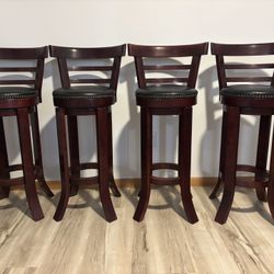 Bar stools (4) 