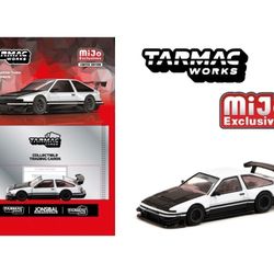 Tarmac Works 1:64 Toyota Sprinter Trueno AE86 Widebody by Jon Sibal with Trading Card – White
