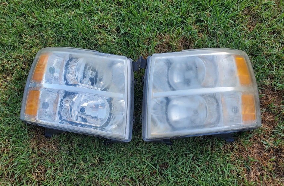 2007 Through 2013 Chevy Silverado Headlights