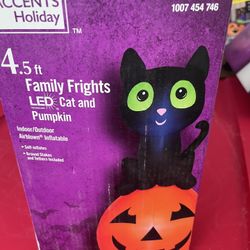 Home Accents 4.5’ Family Frights Led Cat And Pumpkin Inflatable 