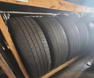 265 70 17 (4) HIGH TREAD all season used tires GOOD YEAR Free installation