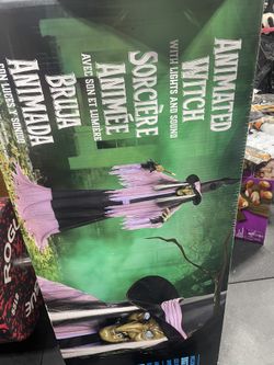 10' Towering Animated Witch