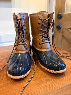 Duck boots