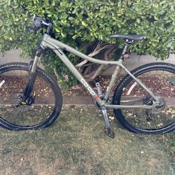 CO OP REI Mountain Bike