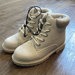 Girls Boots