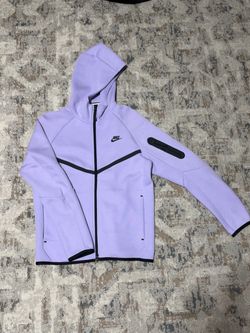 Nike Tech Size Small