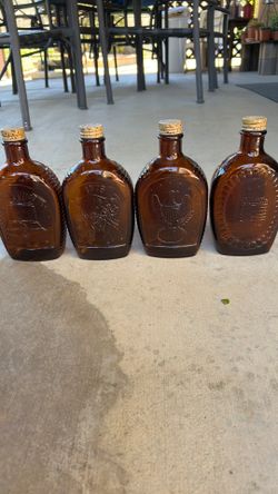 Log Cabin Bicentennial Flask 50yr old