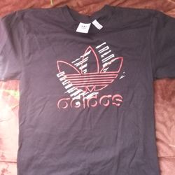 Adidas T Shirt  M