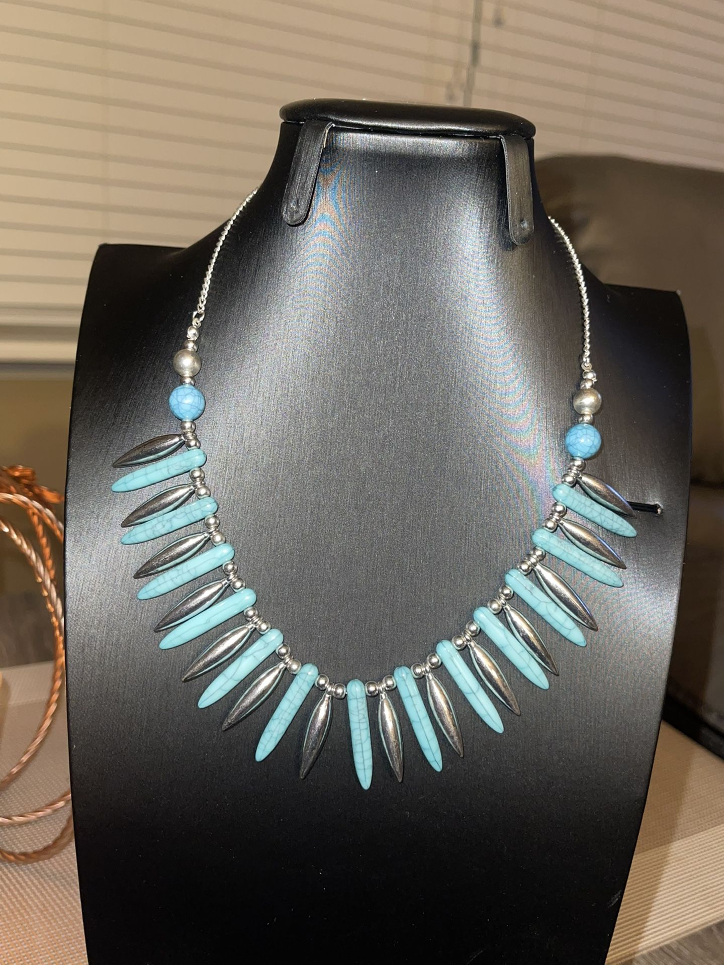 BRAND NEW - Costume Jewelry - Silver/Turquoise Necklace - Medium Length