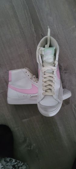 Nike high top leather sneakers