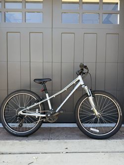Specialized Hot Rock Mountain Bike
