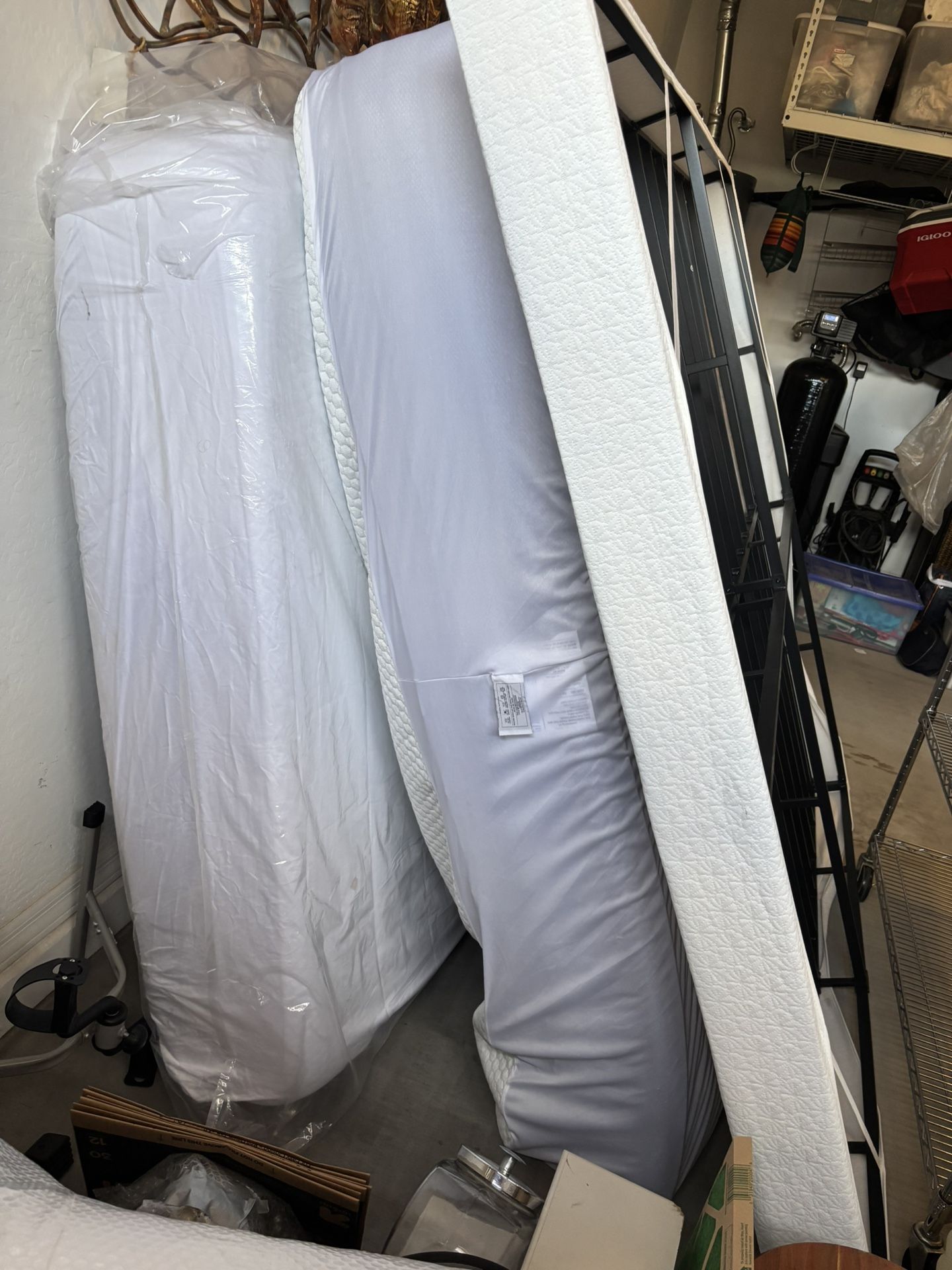 King Bed Frame And Matresses