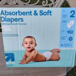 Diapers - Size 2- 162ct up&up: 12-18 lbs, Hypoallergenic, Wetness Indicator
Disposable diapers with super-absorbent channel for 12-hour leak Protectio
