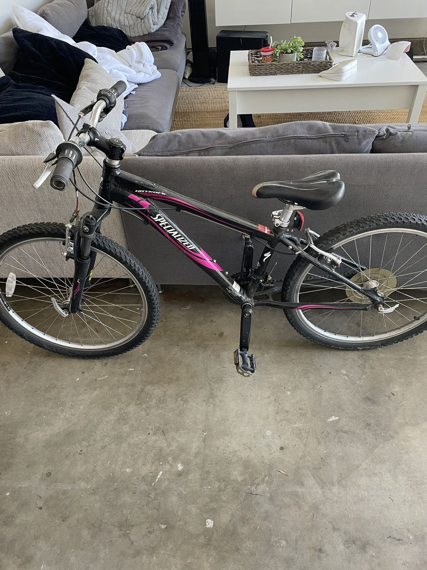 24 Inch Kids Mountain Bike - Specialized