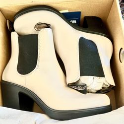 Brand New White/Pearl Blundstone Boots - Size 10