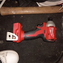 Milwaukee M18 Impact