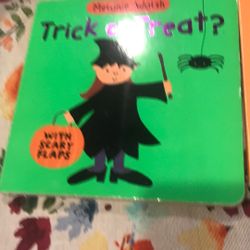 Halloween book bundle cardboard 