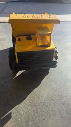 Vintage Tonka Mighty Diesel Dump Truck