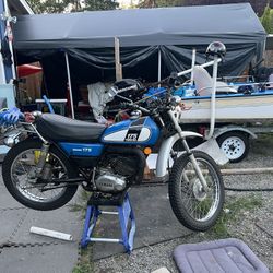 1975 Yamaha Enduro 175