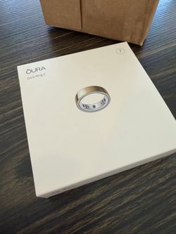 Oura Ring 4 In Gold Size 7