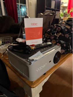 Projector yaber