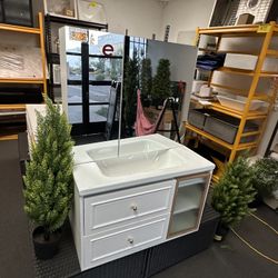 New 32” Black Or White Floating Bathroom Vanity w/ Sink & Medicine Cabinet 