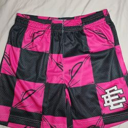 Friends & Family Eric Emanuel size M shorts
