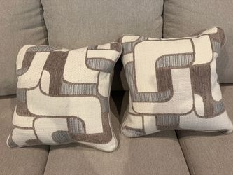 Accent pillows set of 2