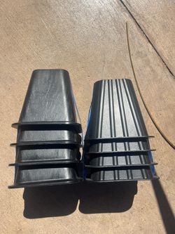 2 Sets of Bed risers