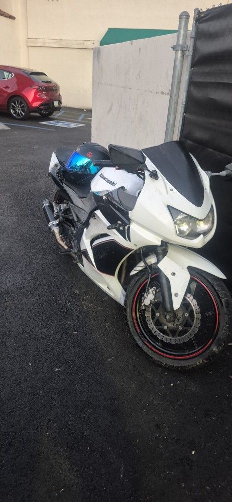 2011 Kawasaki Ninja 250r