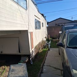 Fifth Wheel Trailer