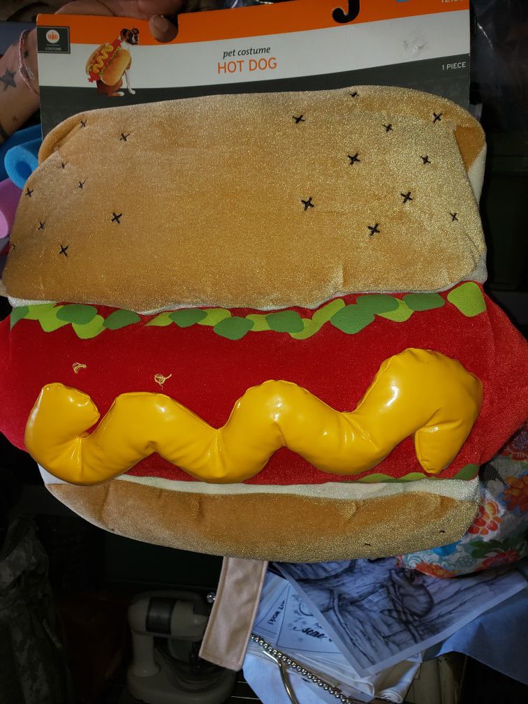 Dog "hotdog" Halloween costume