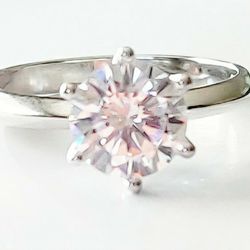 1.5 Ct Cubic Zirconia Solitaire Sterling Silver Ring Size 7.5
