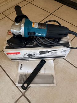 Makita 6 Amp 4-1/2 in. Angle Grinder - Like New