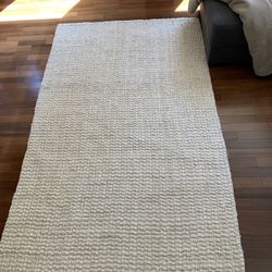 5 X 8 100% Jute Rug 