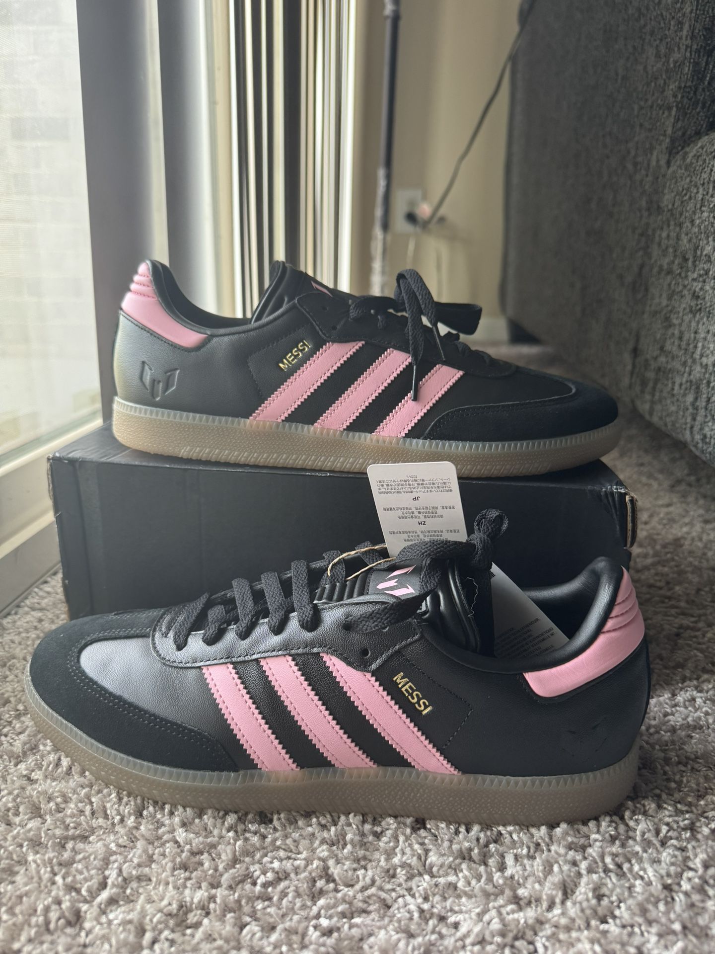 Size 10 - adidas Samba Messi JP7845 - Core Black / Gold Metallic / Pink - Mens
