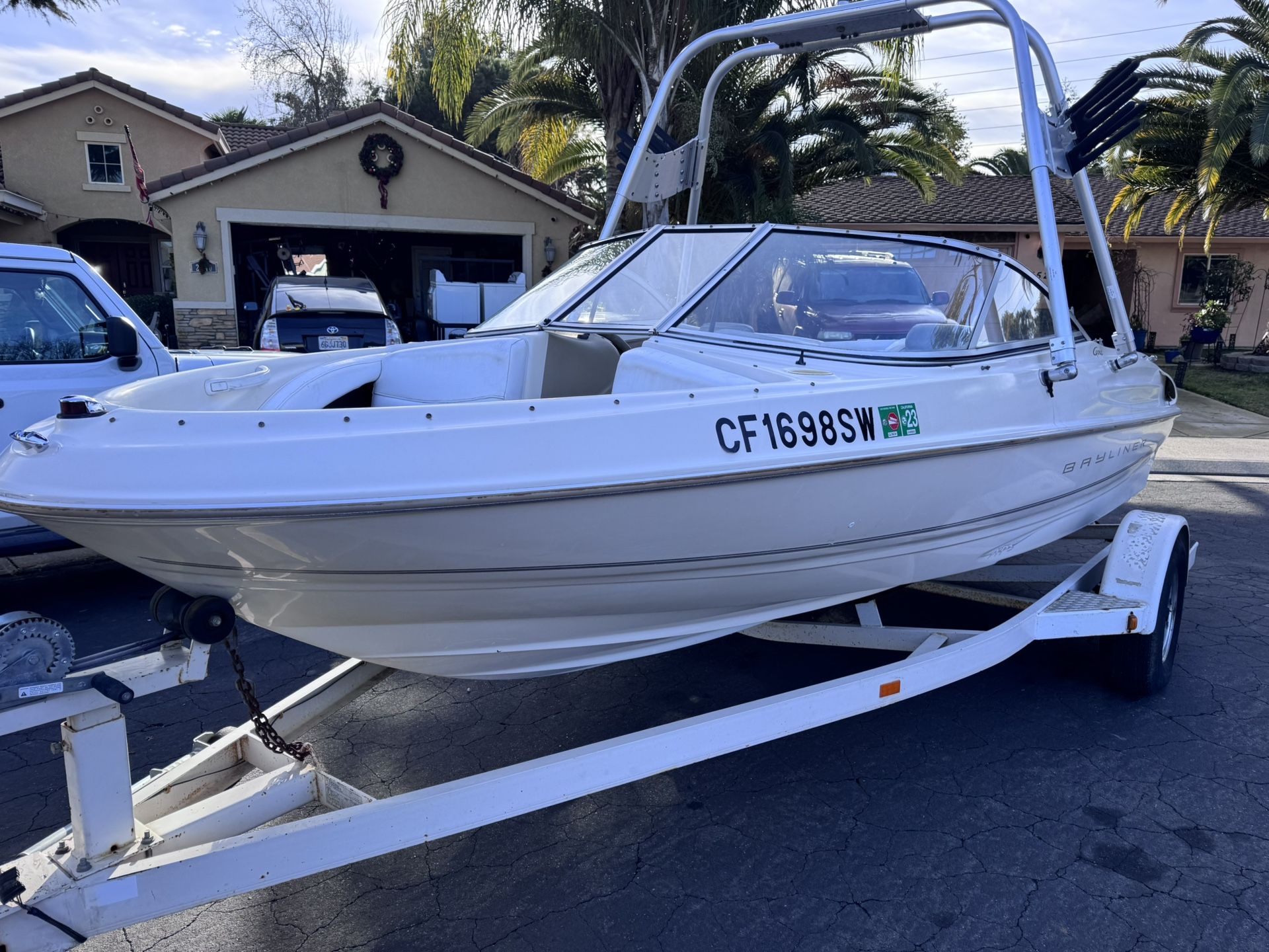 ***Nice 18ft Bayliner ***