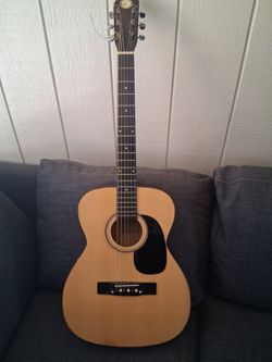 Used Recording King RO-318 Solid Top Acoustic Guitar Natural