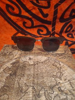 Pura Vida Wooden sunglasses