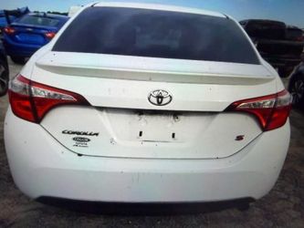 Parts for 2015 Toyota Corolla Trunk Bumper